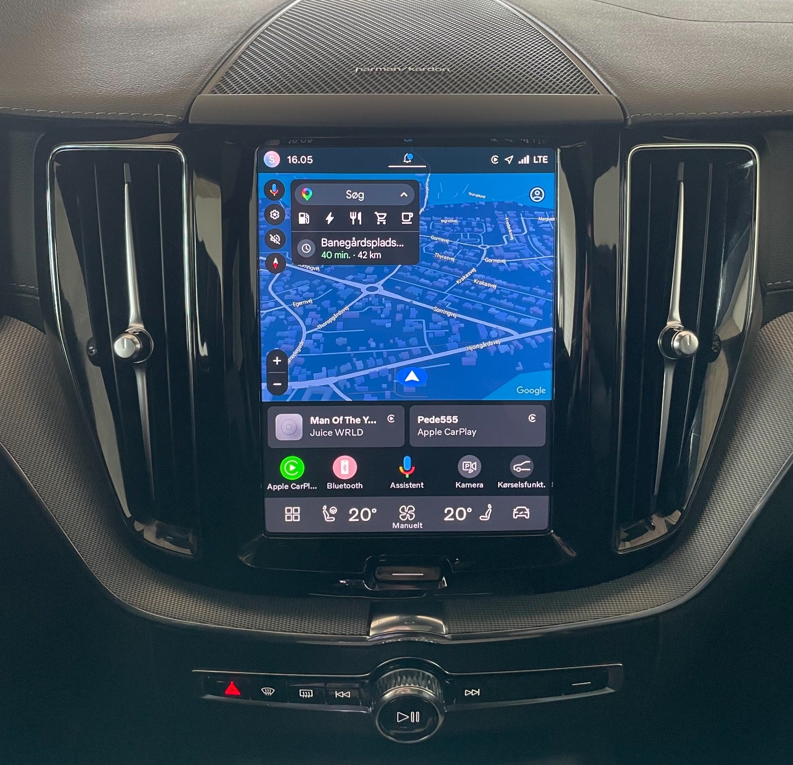Billede af Volvo XC60 2,0 T6 ReCharge Black Edition aut. AWD