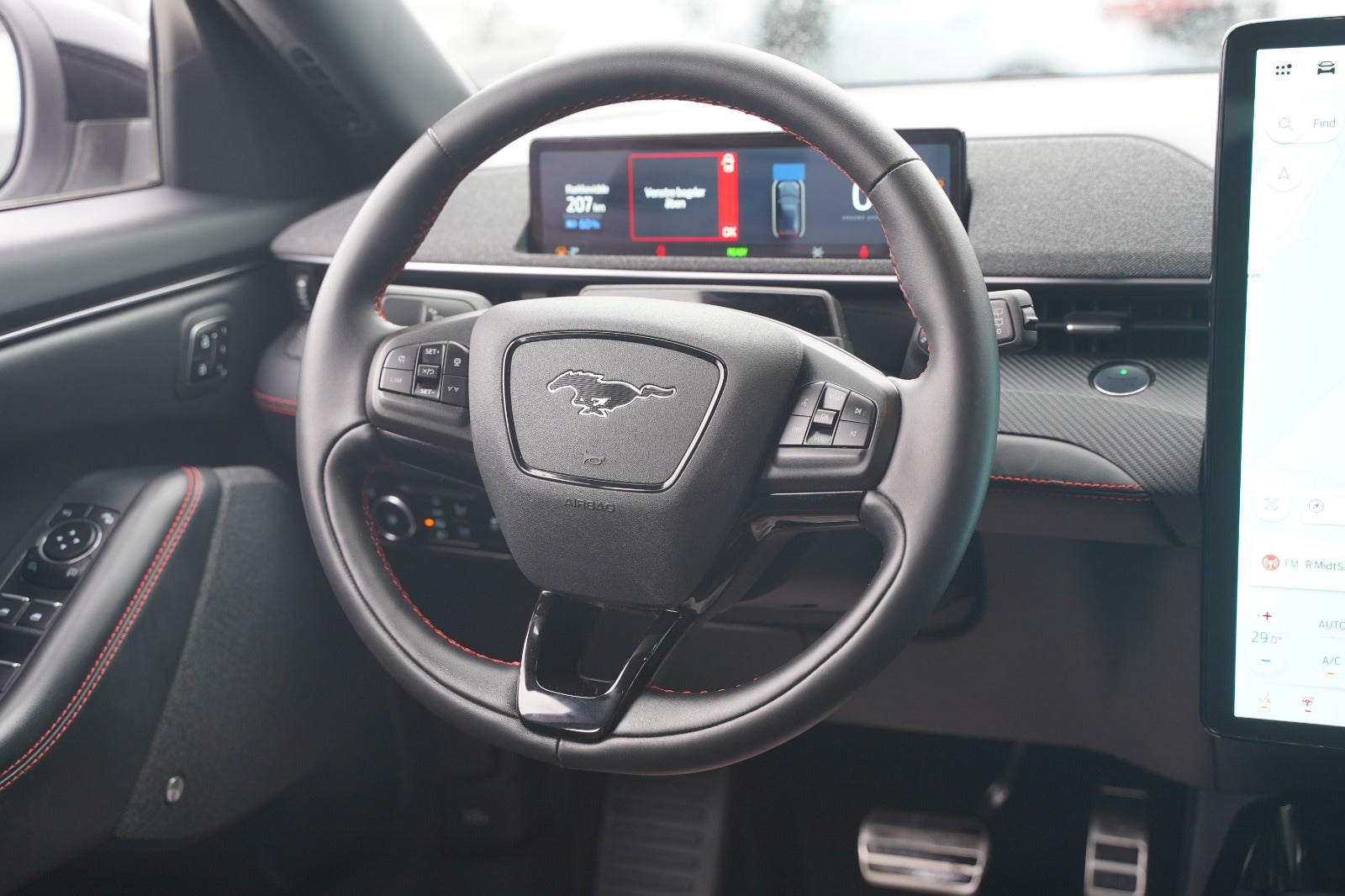 Billede af Ford Mustang Mach-E 88 Premium Extended Range