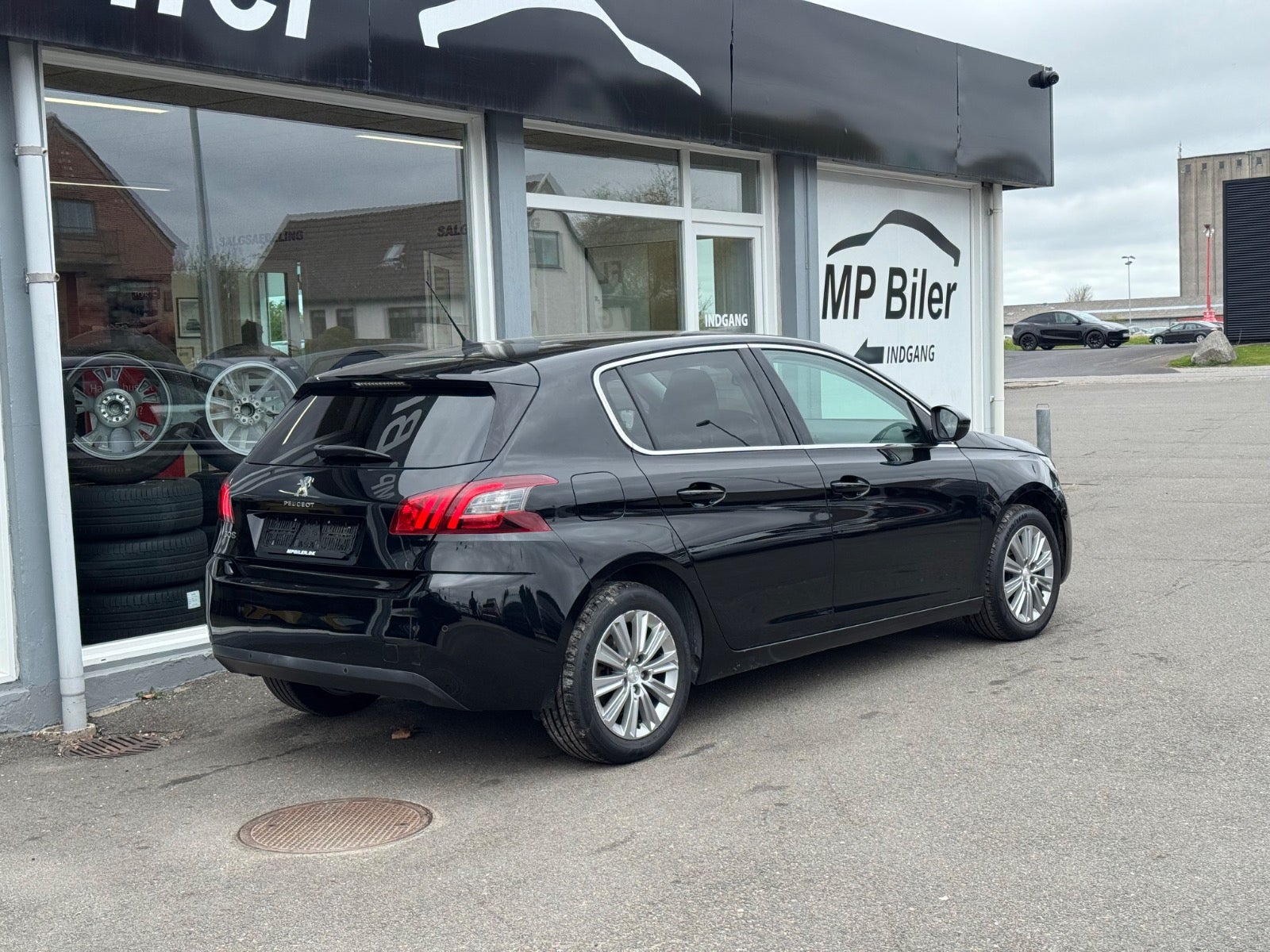 Billede af Peugeot 308 1,6 BlueHDi 120 Allure Sky