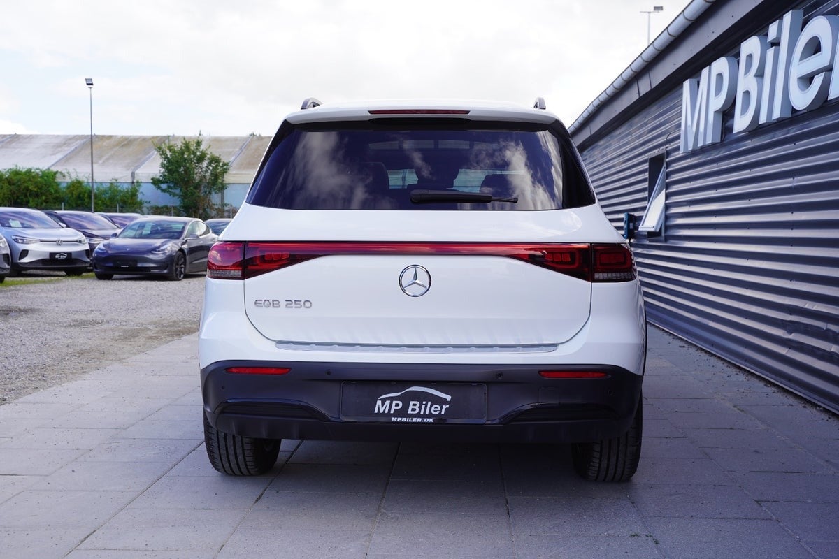 Billede af Mercedes EQB250  AMG Line