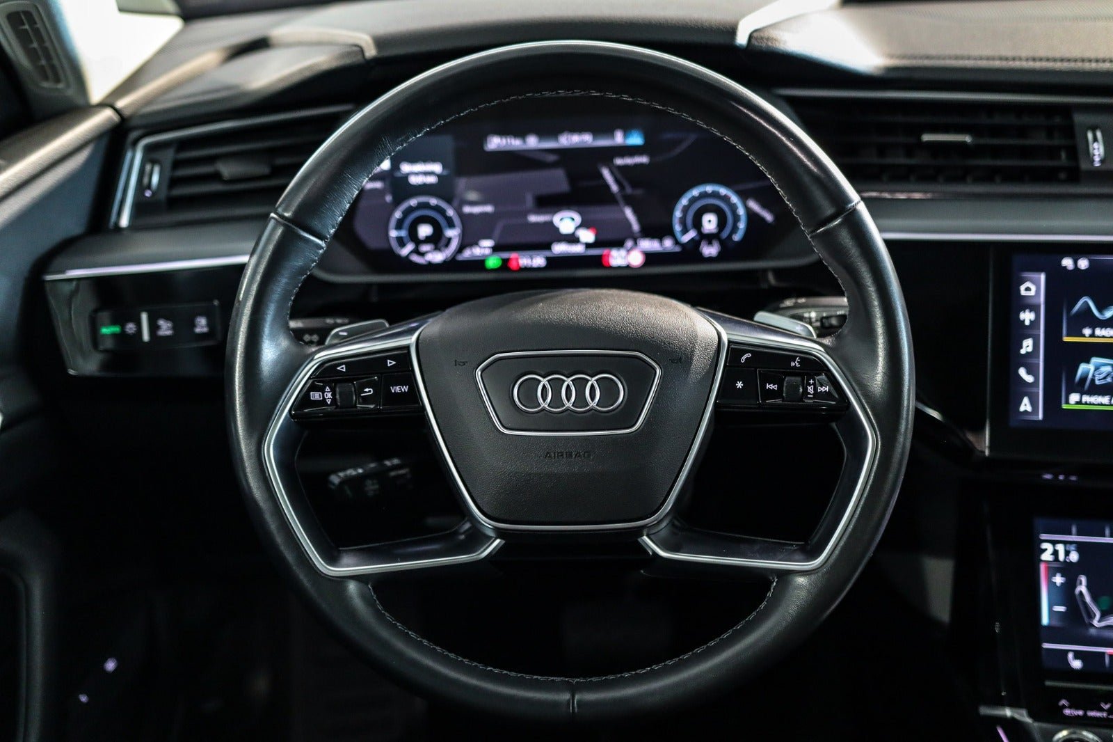 Billede af Audi Q8 e-tron 55 Advanced quattro