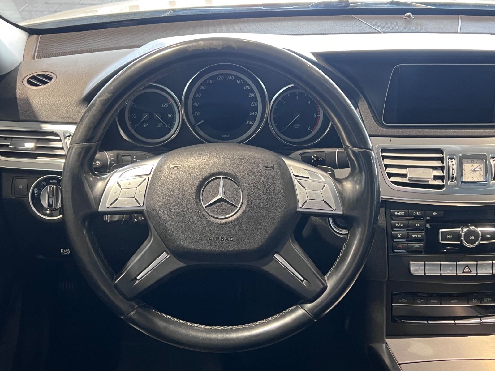 Billede af Mercedes E200 2,2 CDi Avantgarde stc. aut.