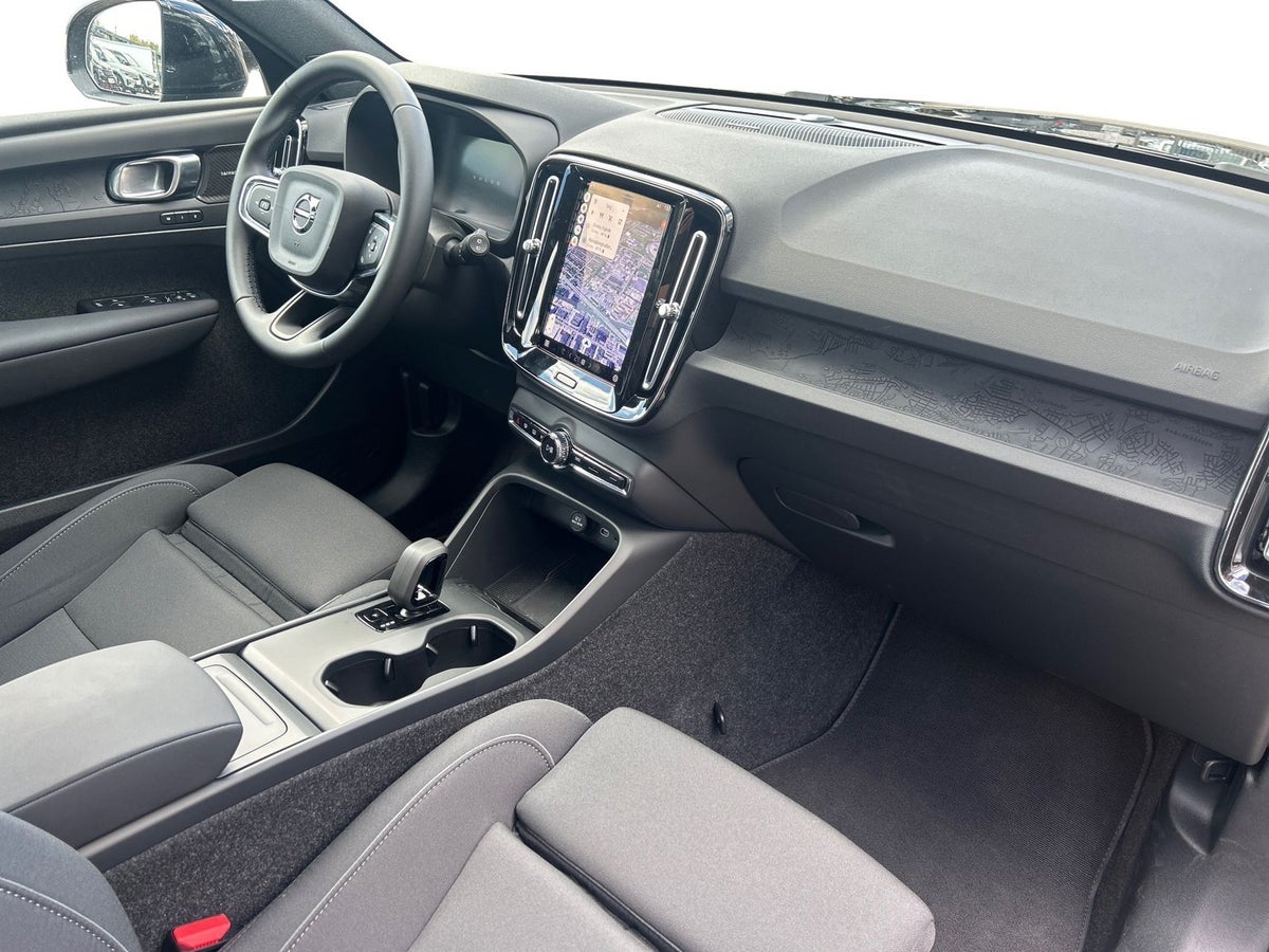Volvo EX40 Extended Range Black Edition billede 11