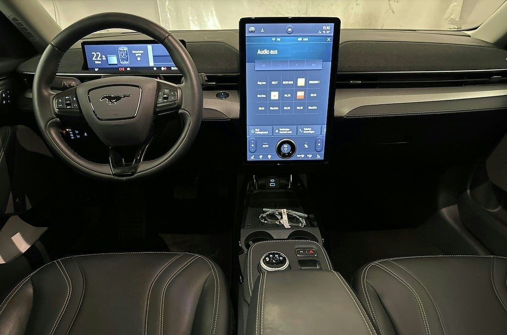 Ford Mustang Mach-E Standard Range