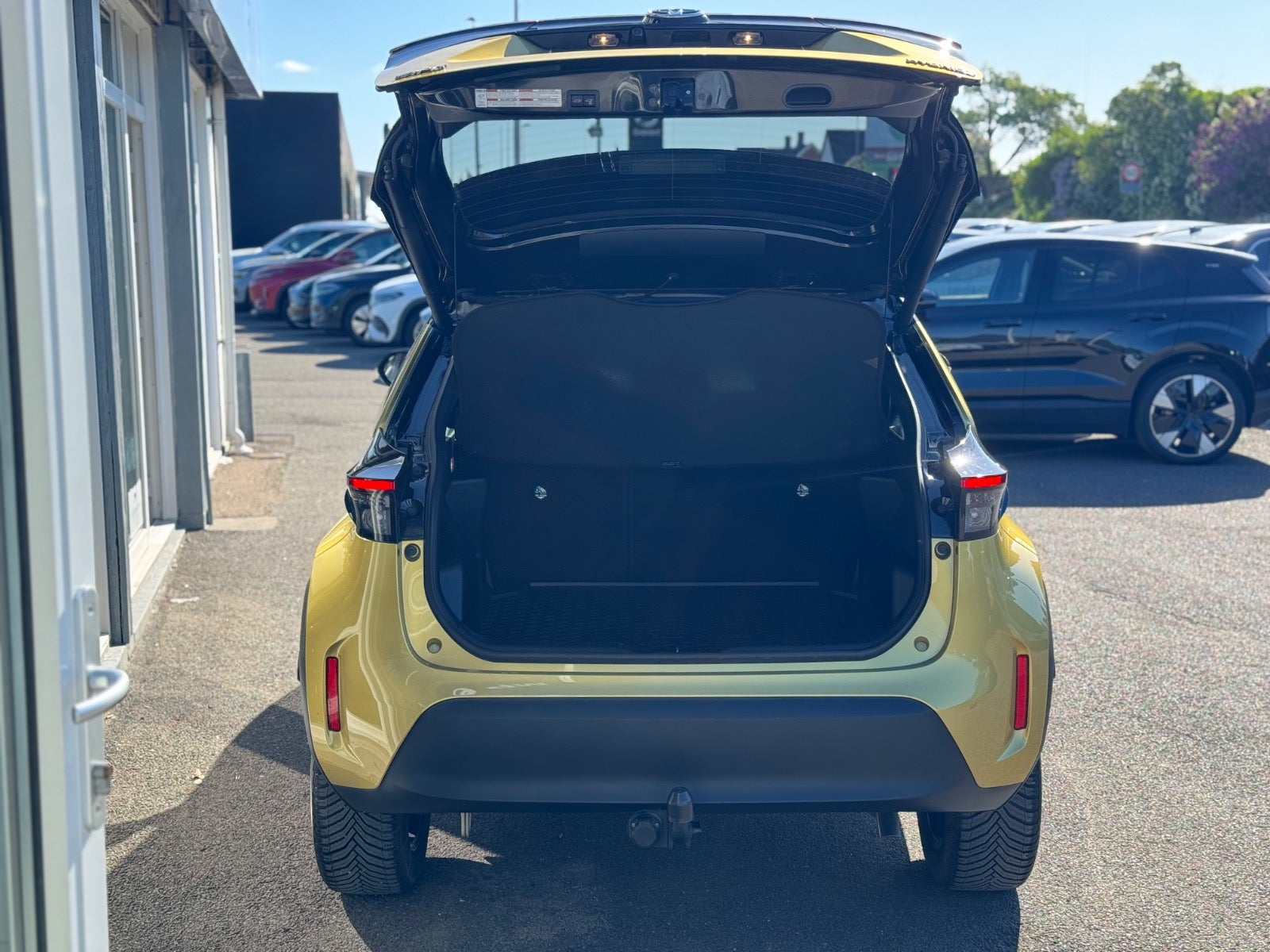 Billede af Toyota Yaris Cross 1,5 Hybrid Style Tech+ e-CVT