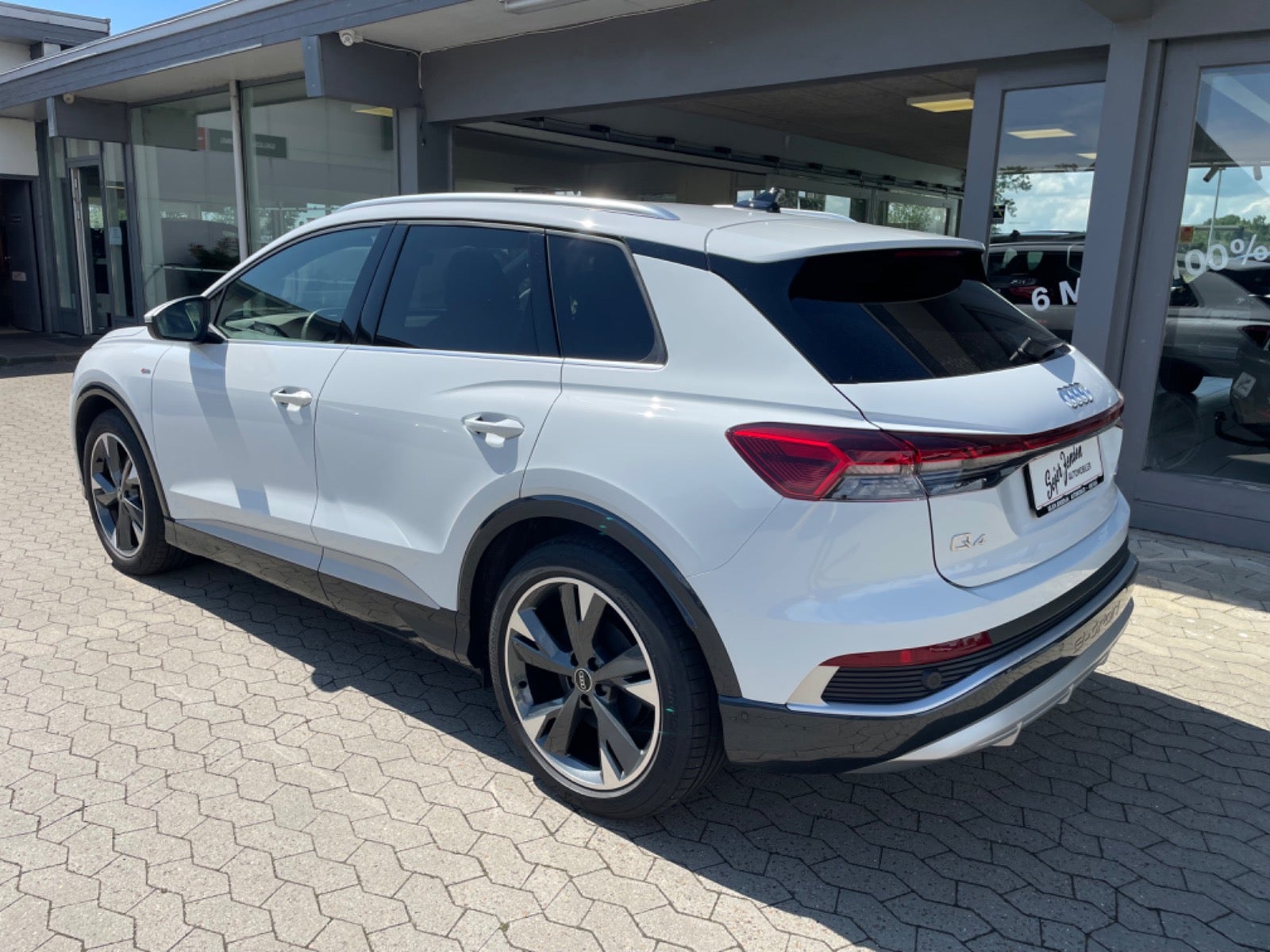 Audi Q4 e-tron 2023