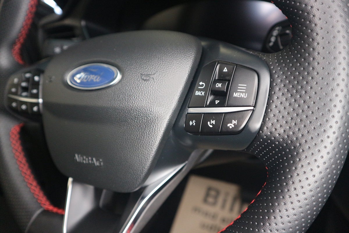 Ford Kuga PHEV ST-Line X CVT
