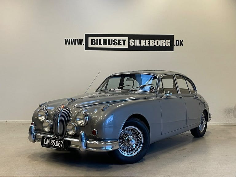 Jaguar MK. II Saloon