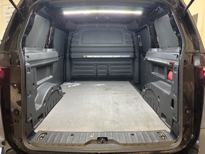 VW ID. Buzz Cargo Pro