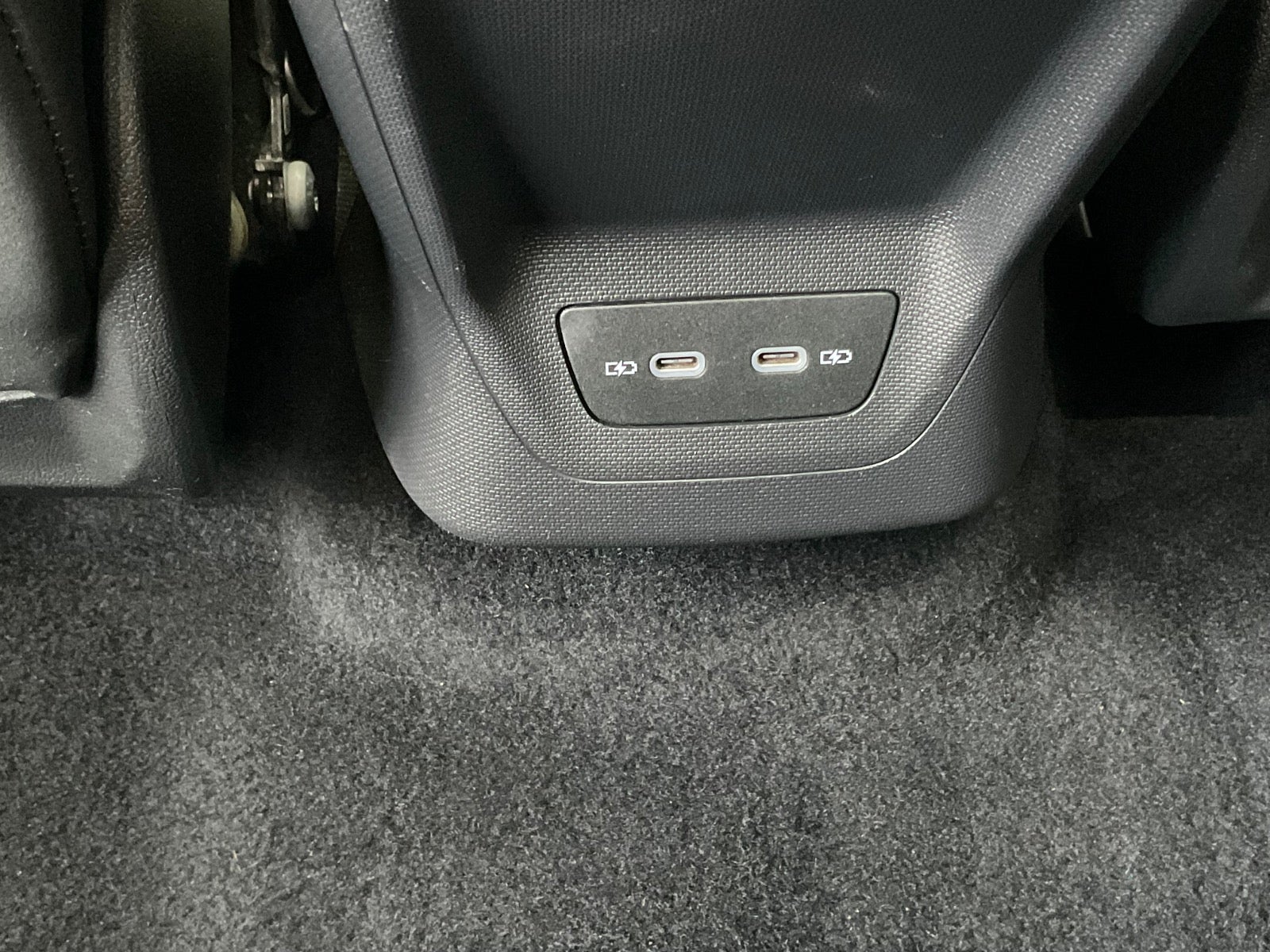 Cupra Born 58 e-Boost 5d - 8