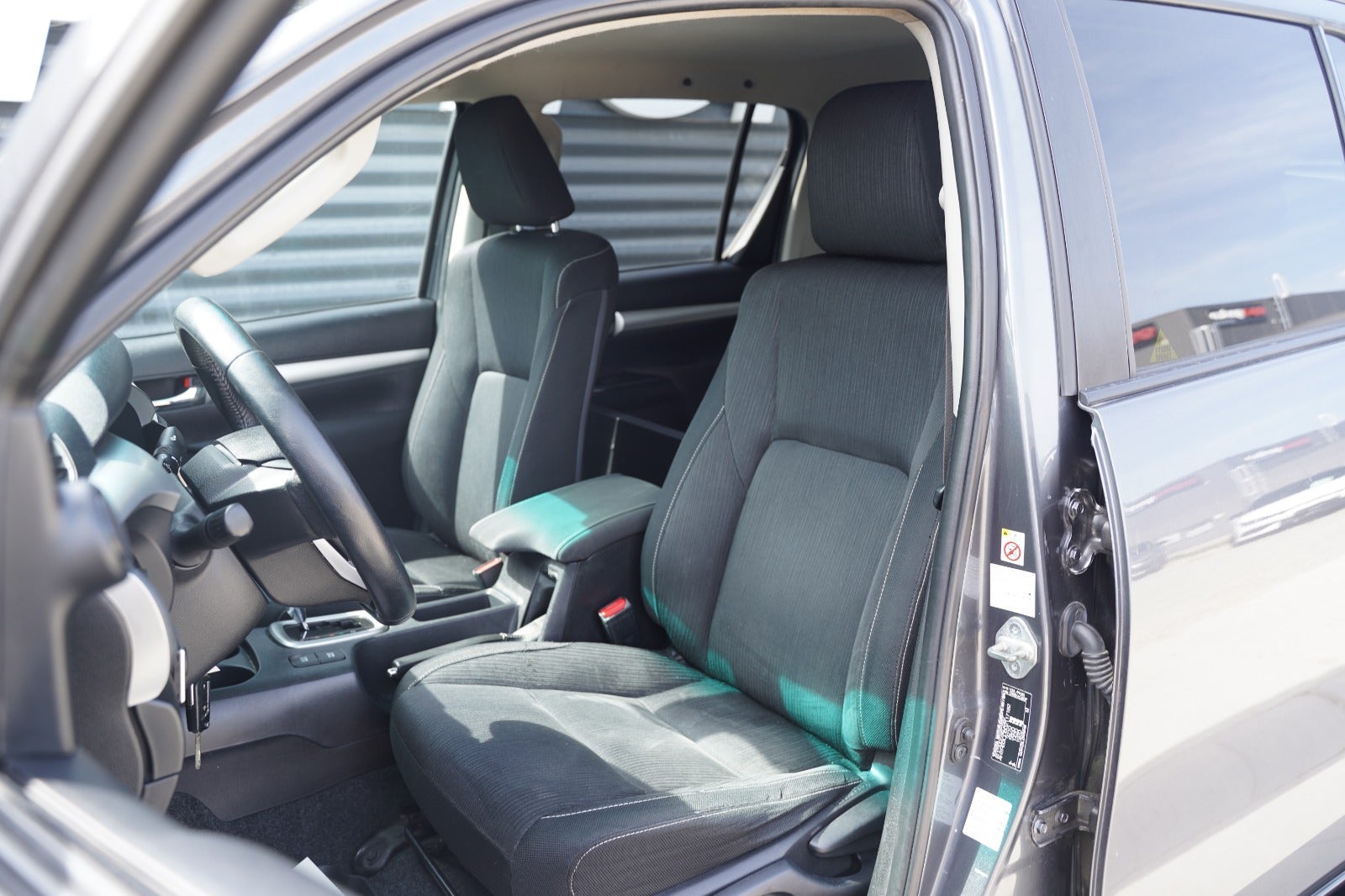 Billede af Toyota HiLux 2,4 D-4D 150 T3 Db.Kab aut. 4x4