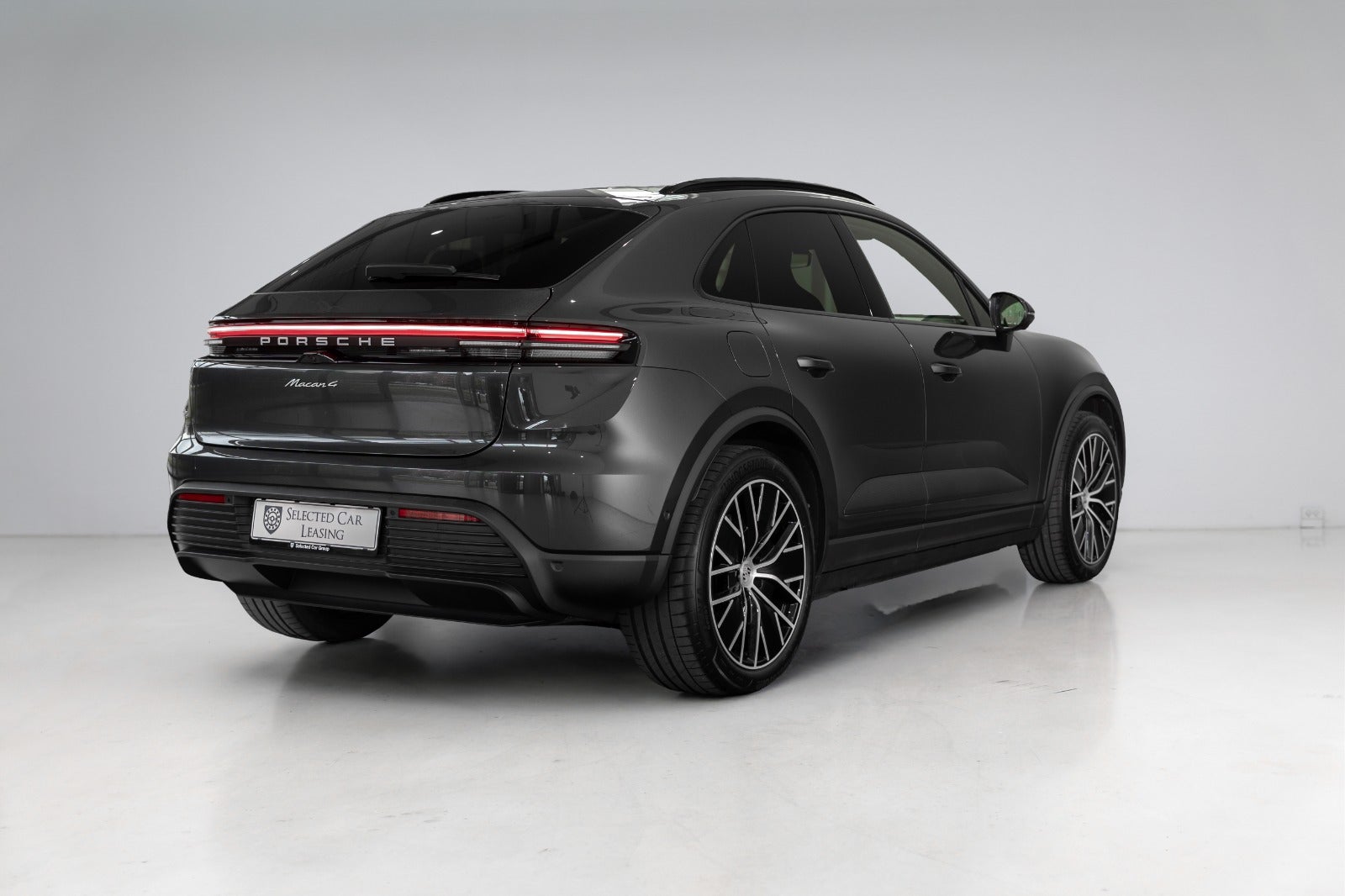 Porsche Macan 4