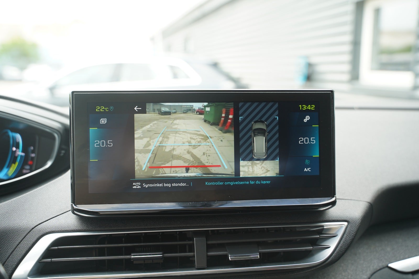 Billede af Peugeot 3008 1,6 Hybrid Allure Pack EAT8