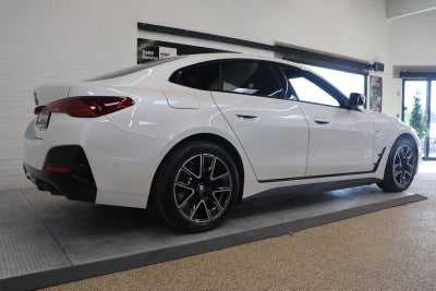 BMW i4 eDrive35 Fully Charged M-Sport