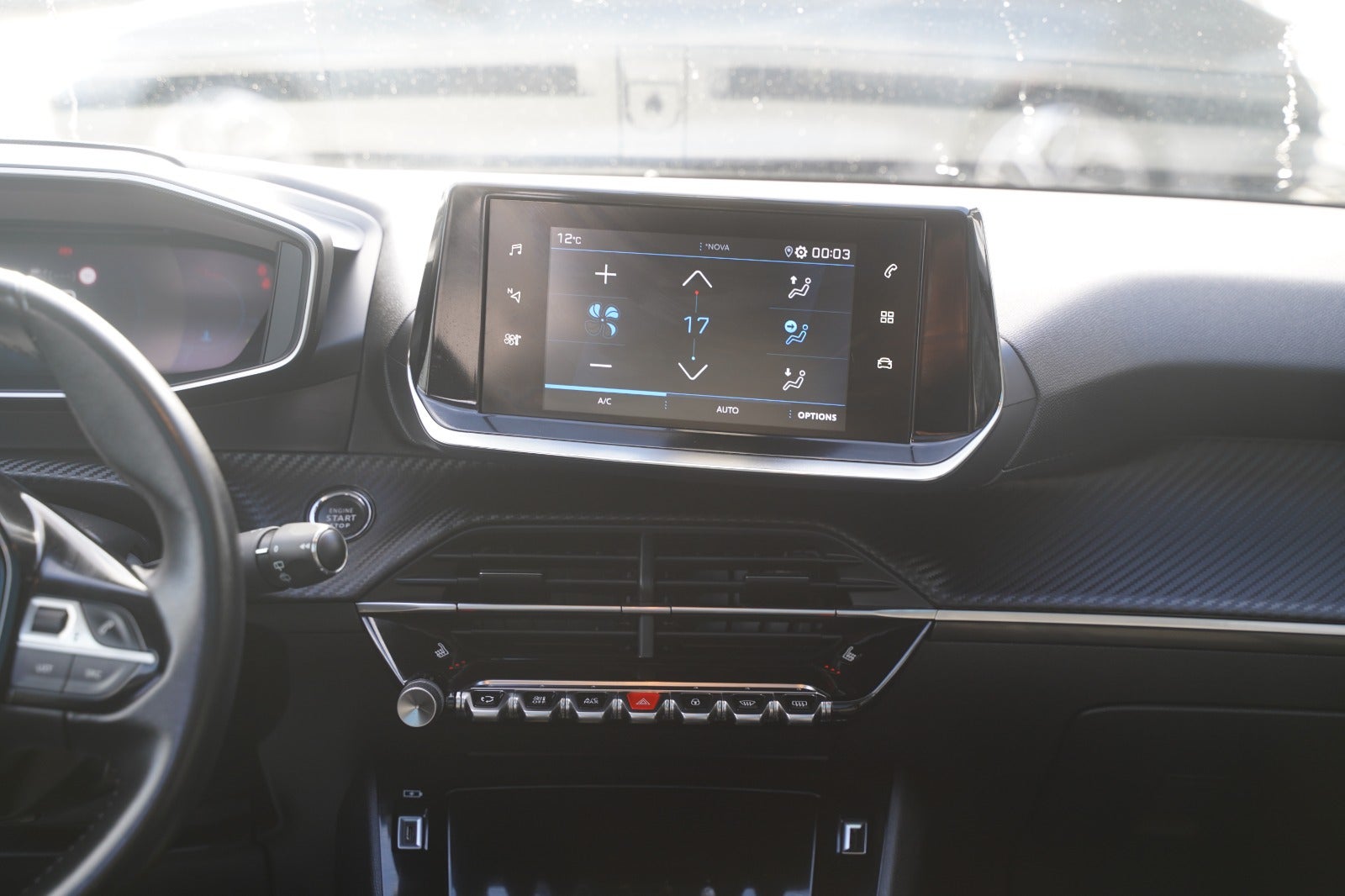 Billede af Peugeot 208 1,5 BlueHDi 100 Allure Sky