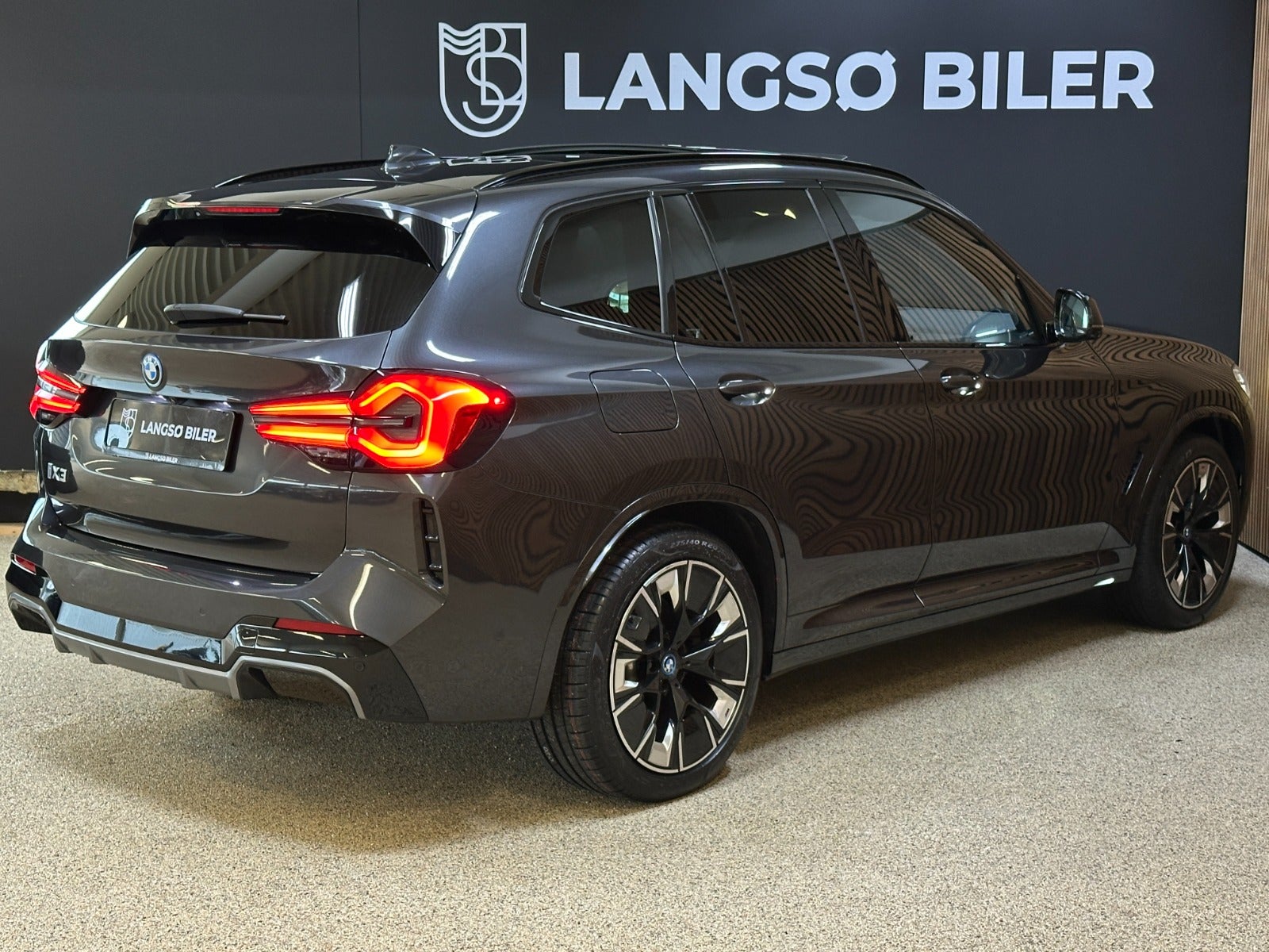 Billede af BMW iX3  Charged Plus M-Sport