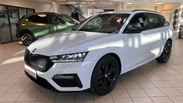 Skoda Octavia TSi iV RS Combi DSG