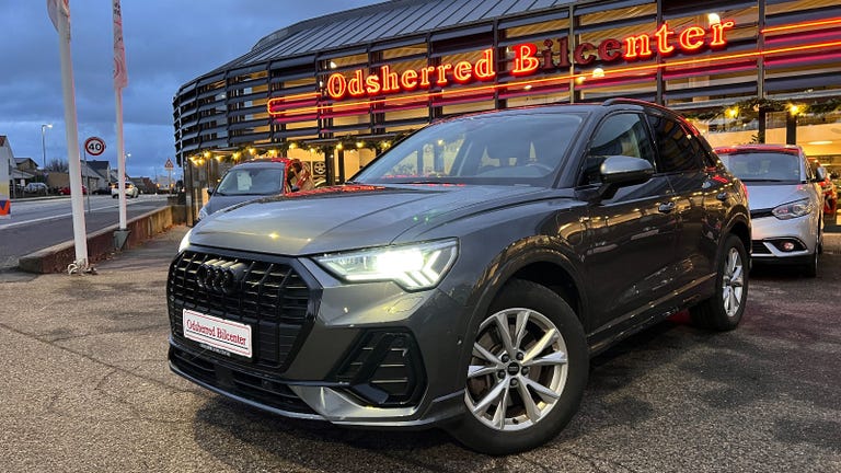 Audi Q3 TFSi e S-line plus S-tr.