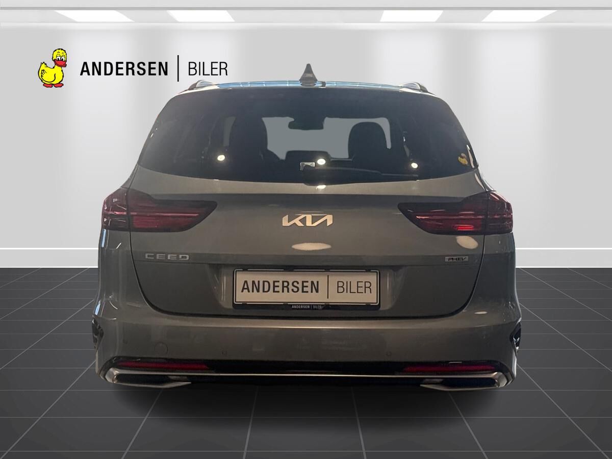 Kia Ceed PHEV Upgrade SW DCT