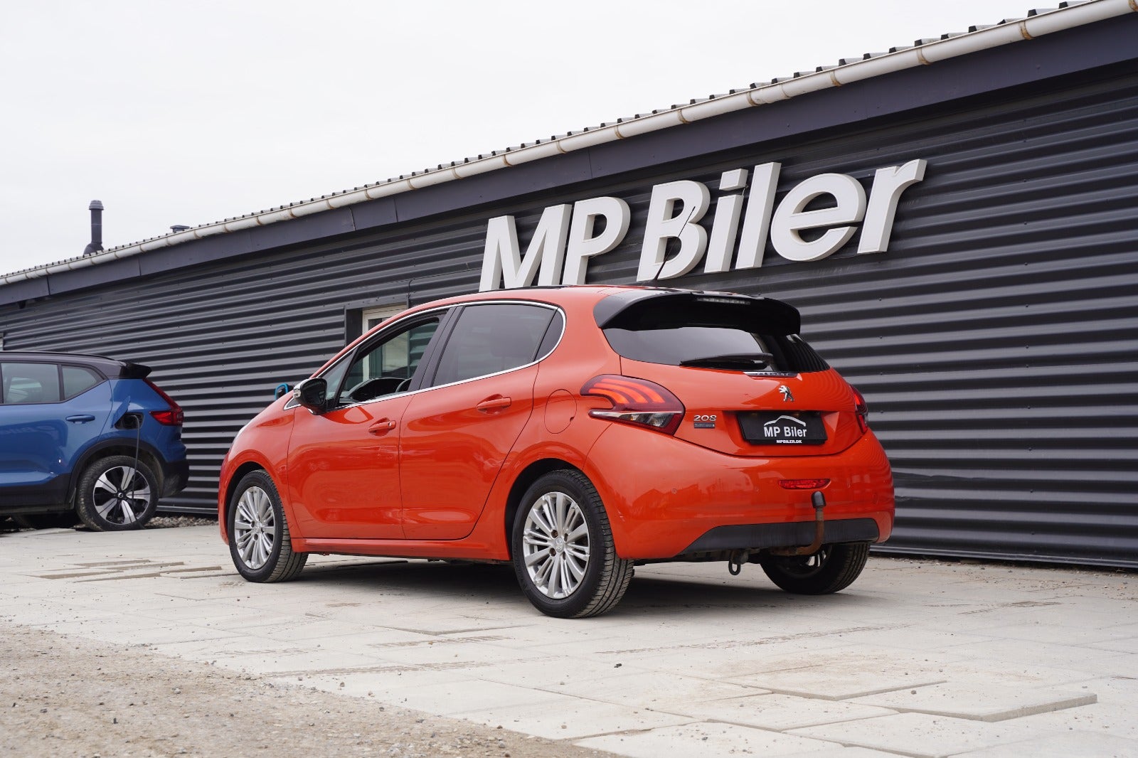 Billede af Peugeot 208 1,6 BlueHDi 100 Allure Sky