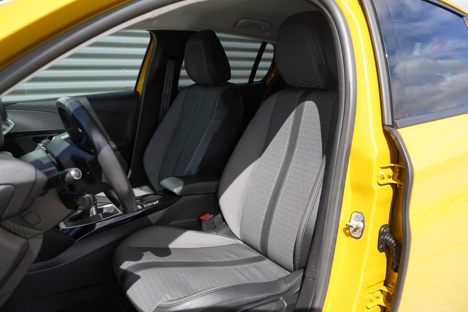 Billede af Peugeot 208 1,2 PureTech 100 Platin Pack