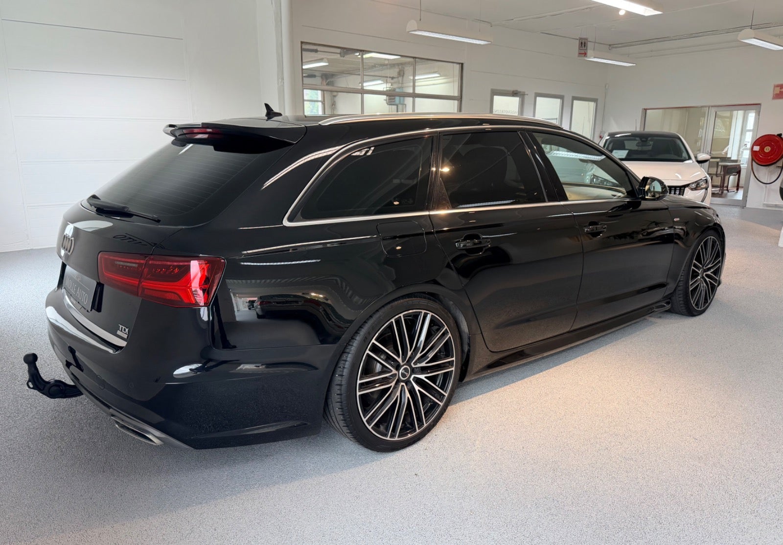 Billede af Audi A6 2,0 TDi 190 S-line Avant S-tr.