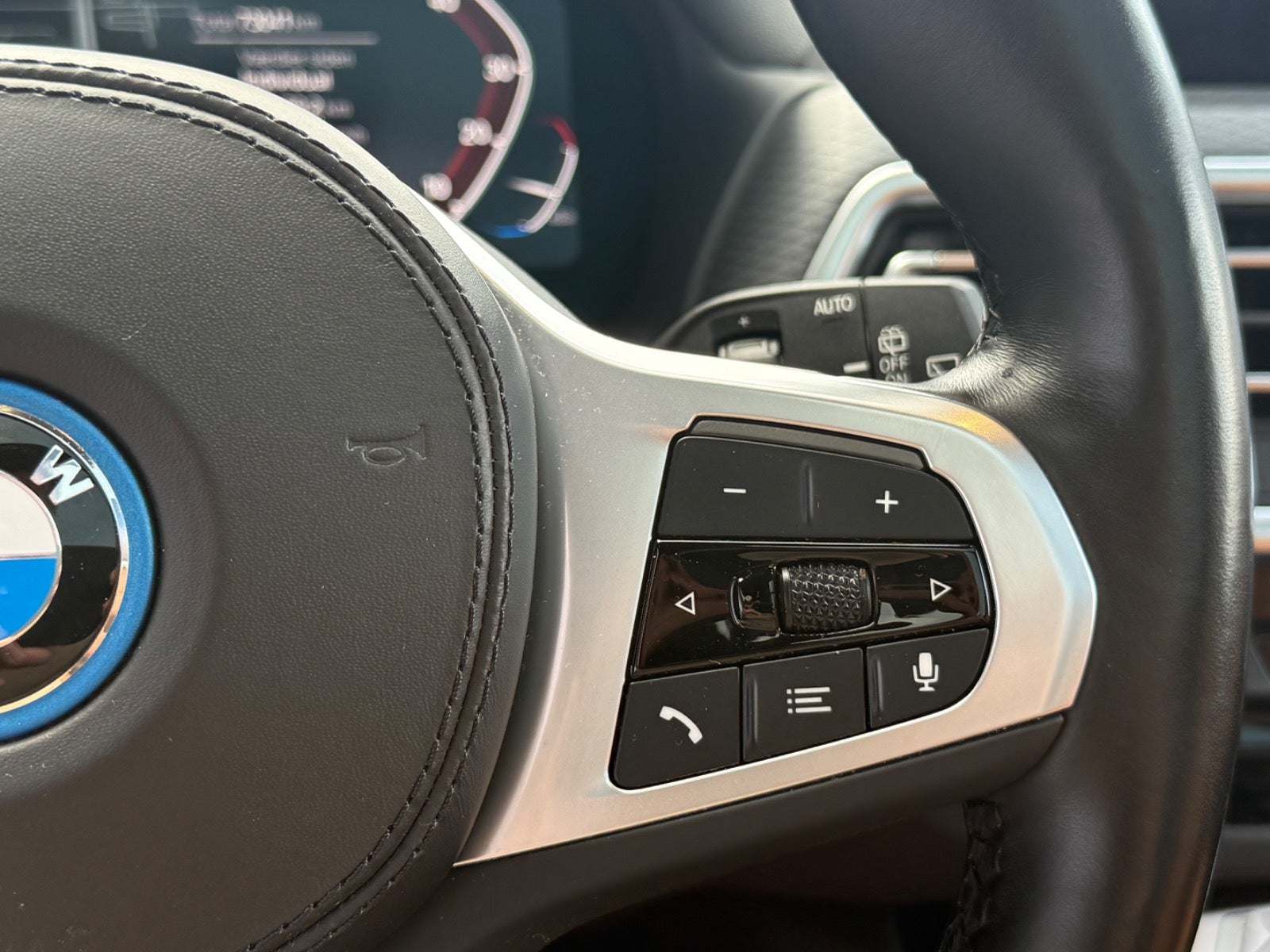 BMW iX3 Charged M-Sport