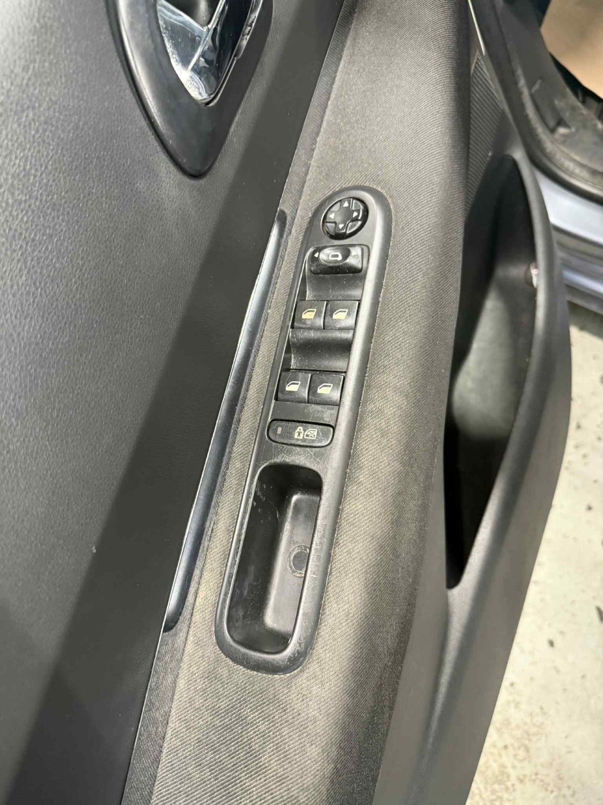 Billede af Peugeot 3008 1,6 HDi 112 Premium+