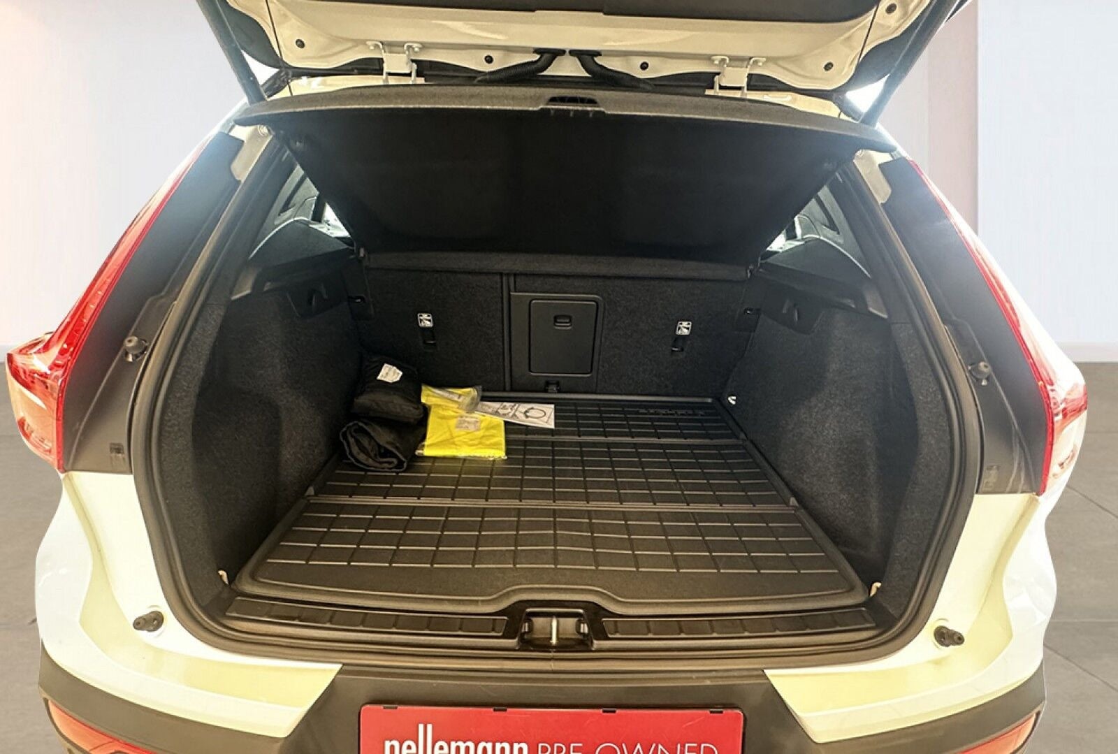 Volvo XC40 P6 ReCharge Plus