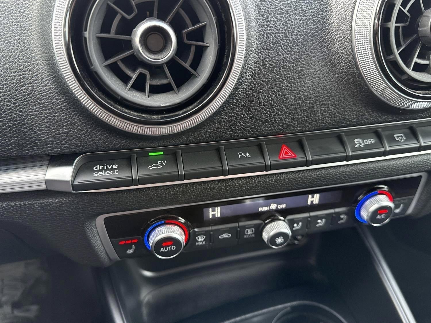 Billede af Audi A3 1,4 e-tron Sport Sportback S-tr.