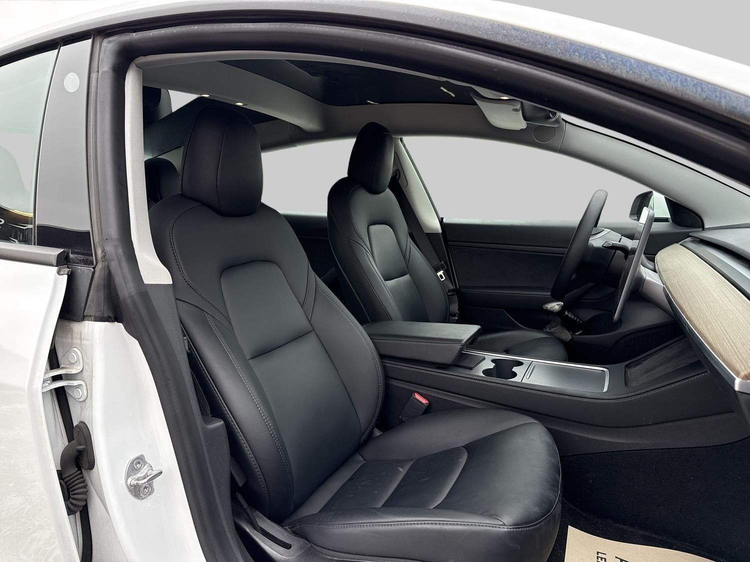 Billede af Tesla Model 3 Standard Range+ RWD