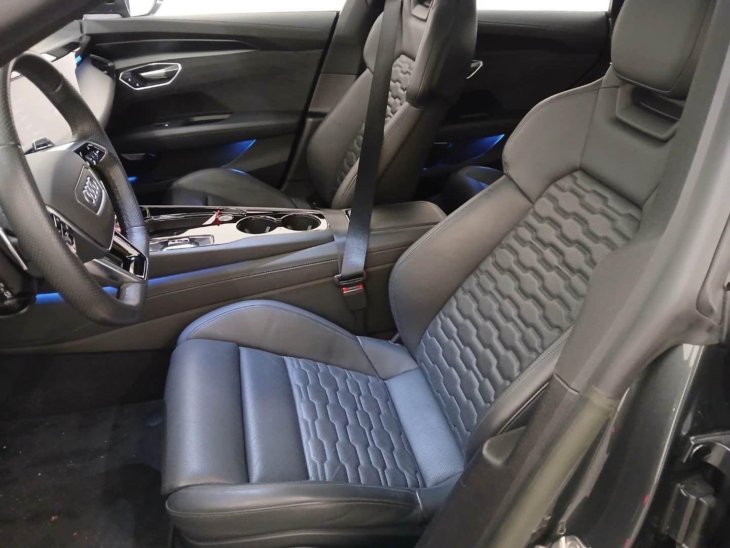 Audi e-tron GT quattro