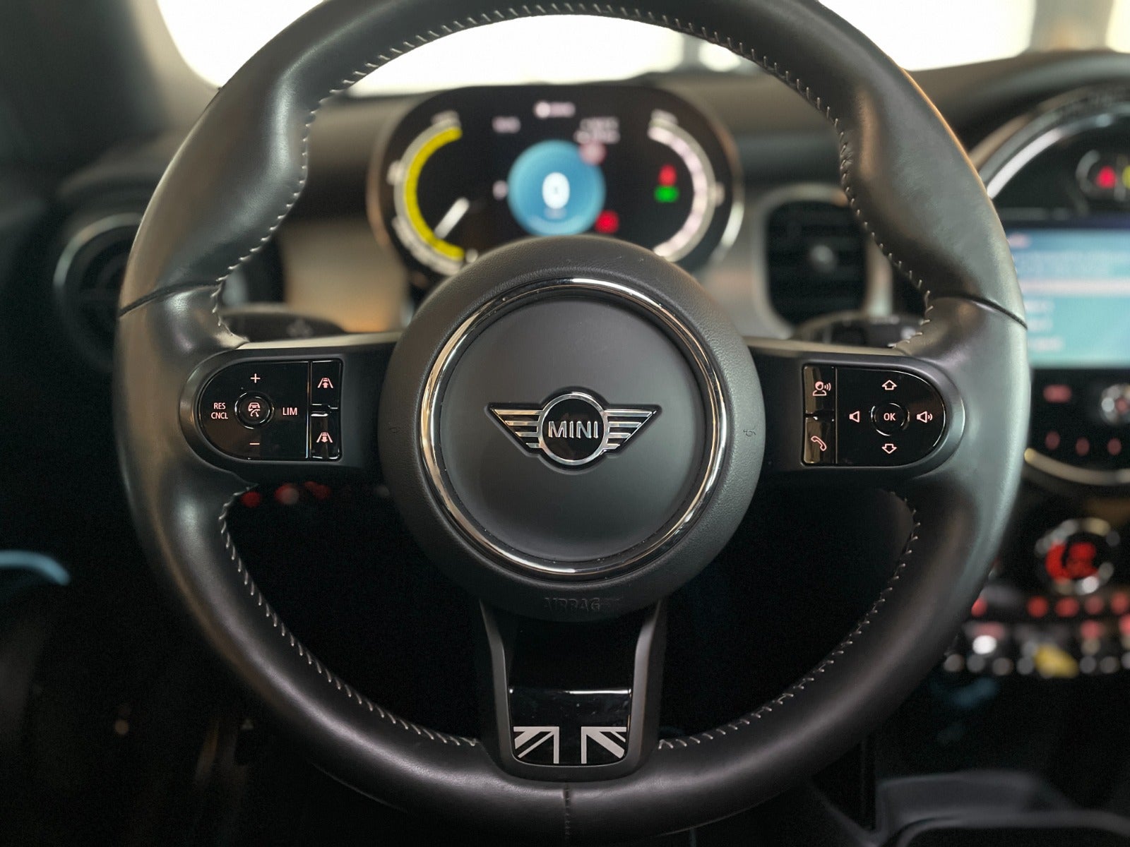 MINI Cooper SE Yours Trim