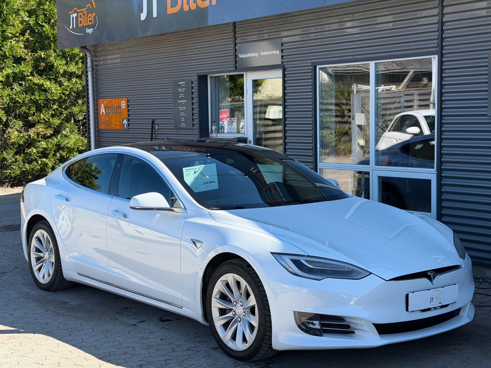 Tesla Model S Long Range AWD