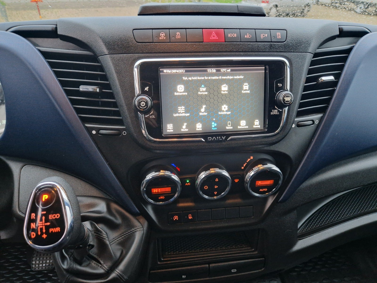 Billede af Iveco Daily 2,3 35S16 Alukasse m/lift AG8