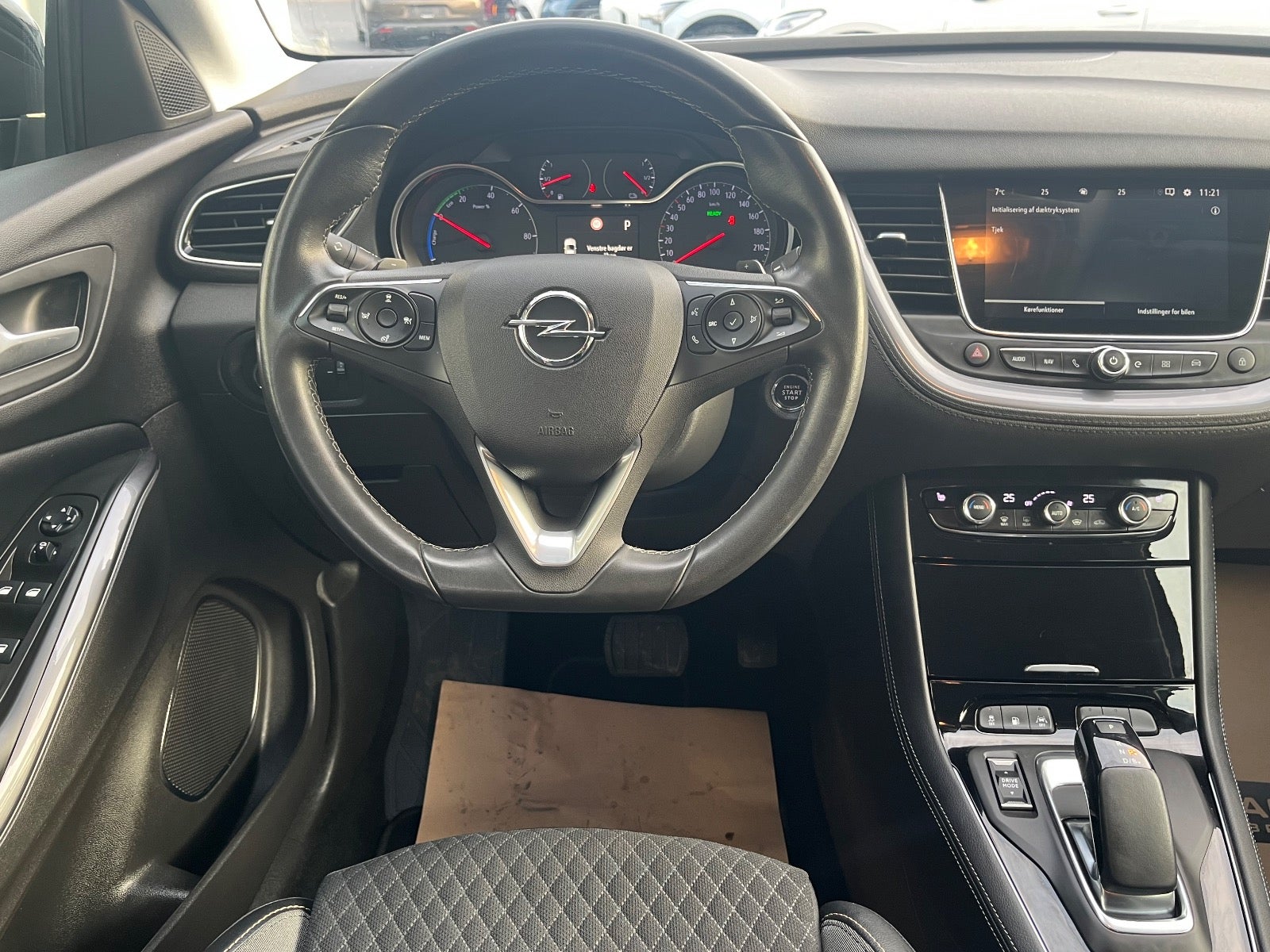 Billede af Opel Grandland X 1,6 Hybrid Ultimate aut.