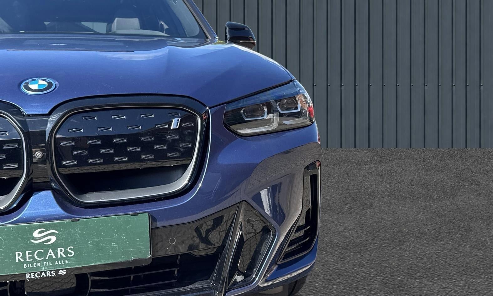 BMW iX3 Charged Plus M-Sport thumbnail 2