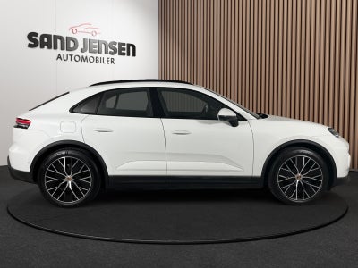Porsche Macan 4 