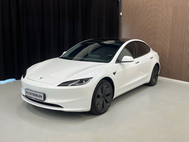 Tesla Model 3 RWD