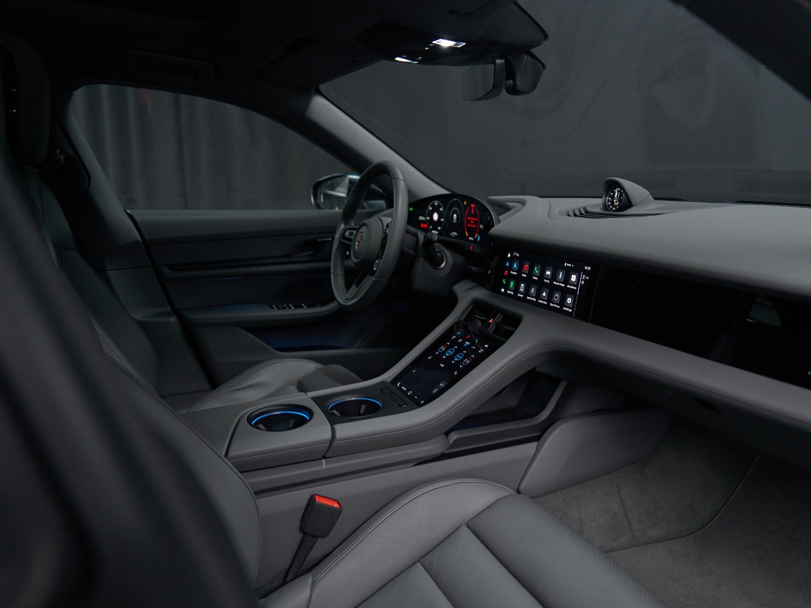 Gallery image 15 of 18