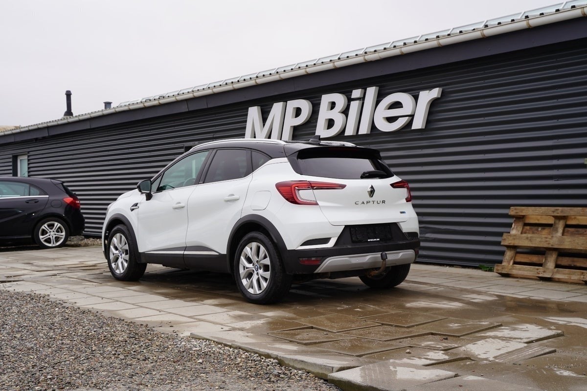 Billede af Renault Captur 1,6 E-Tech Intens