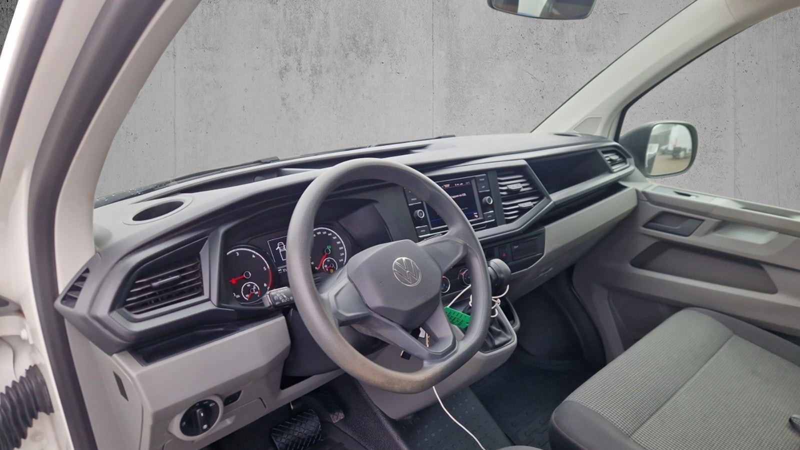 Billede af VW Transporter 2,0 TDi 150 Ladvogn DSG lang