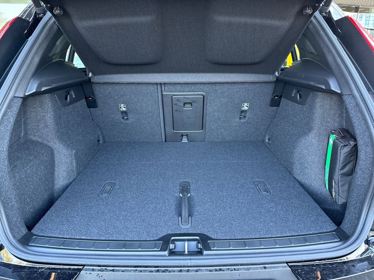 Volvo EX40 Extended Range Black Edition billede 14