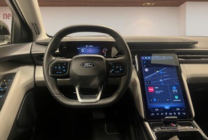 Ford Explorer Select Extended Range