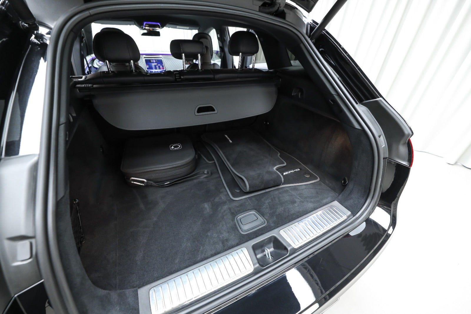 Mercedes-Benz EQE 350 SUV