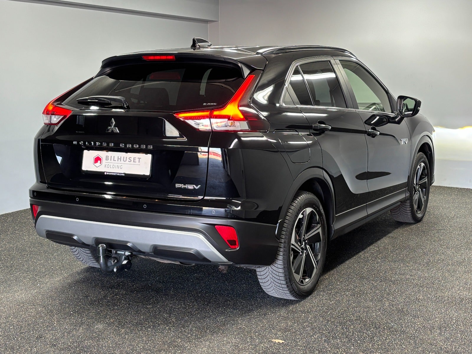 Billede af Mitsubishi Eclipse Cross 2,4 PHEV Invite CVT 4WD