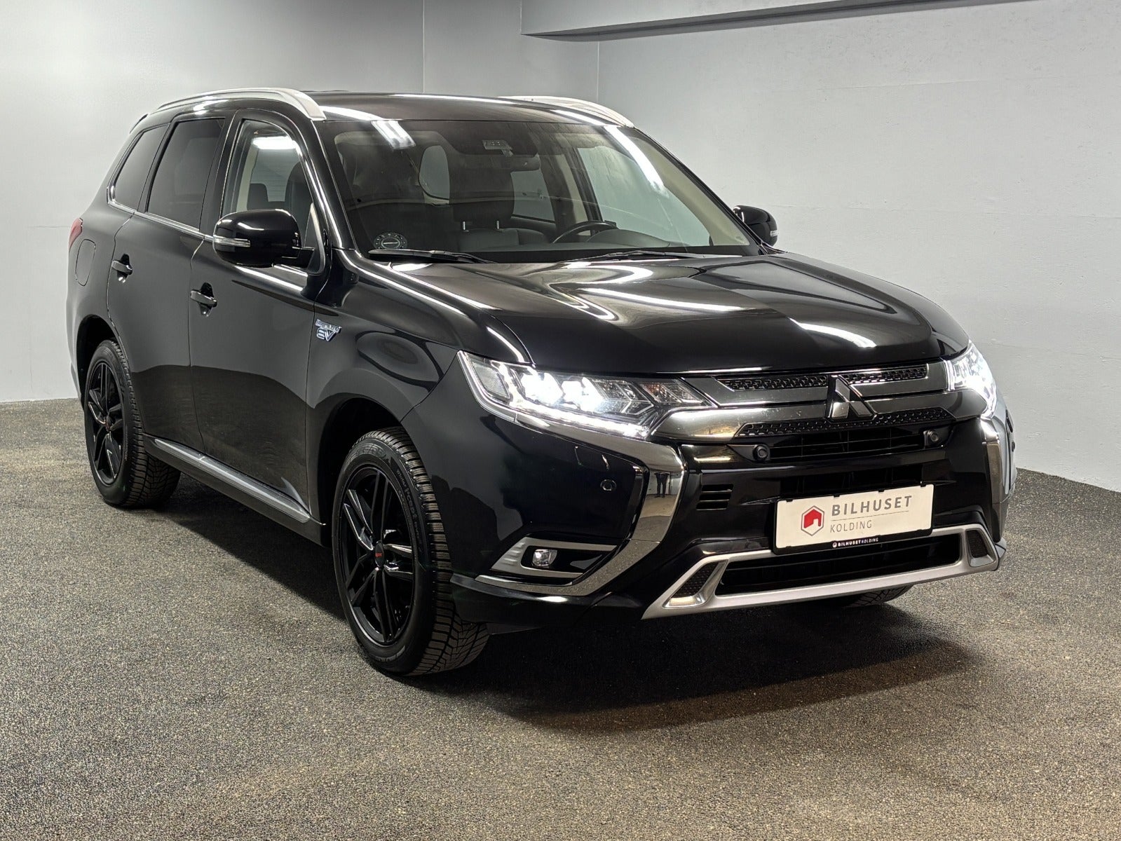 Billede af Mitsubishi Outlander 2,4 PHEV Intense CVT 4WD