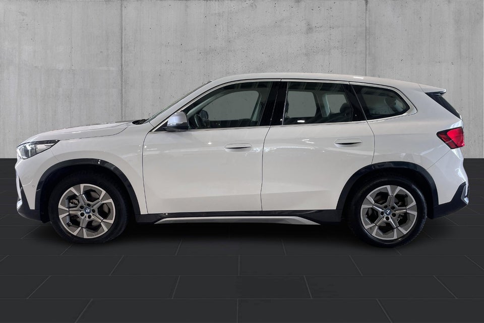 BMW iX1 xDrive30 X-Line 2024
