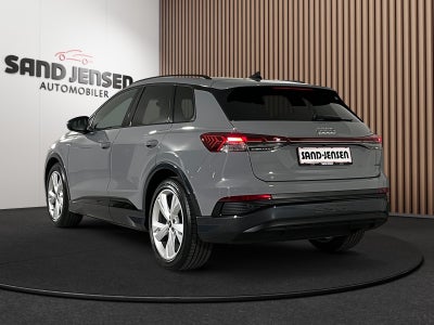 Audi Q4 e-tron S-line quattro Van