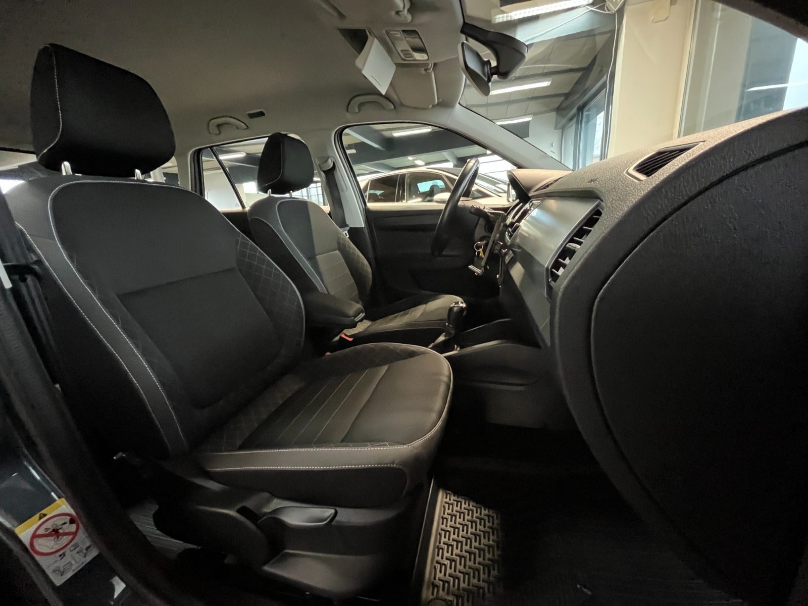 Billede af Skoda Fabia 1,0 TSi 110 Ambition Combi DSG